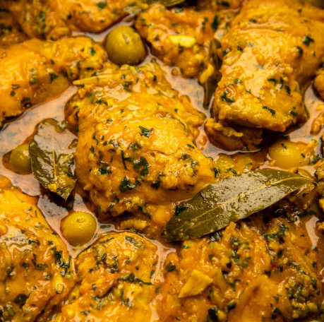 Memasak Tagine Ayam Maroko dengan Rempah Asli Terbaik