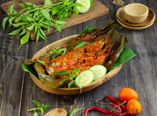 Cara Membuat Pepes Ikan agar Bumbu Meresap