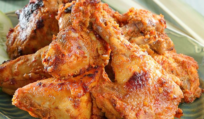 Tips Mengolah Ayam Bakar Padang dengan Aroma Rempah Kuat