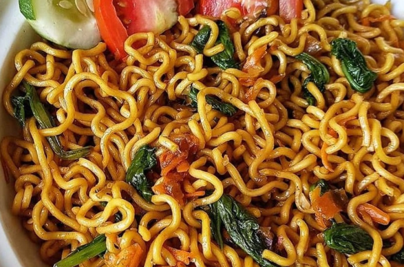 Cara Masak Mie Goreng Ala Warung Favorit di Rumah